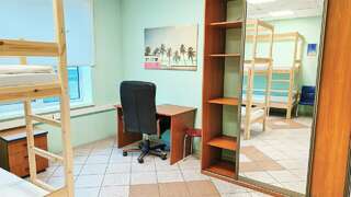 Хостел Невский Калининград Кровать в общем номере для мужчин с 4 кроватями-3