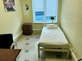 Хостел Невский Калининград Кровать в общем номере для мужчин с 4 кроватями-2