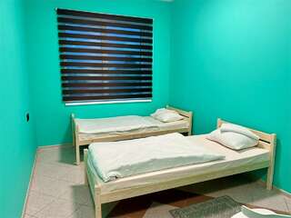 Хостел Невский Калининград Кровать в общем номере для мужчин с 4 кроватями-5