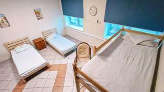 Хостел Невский Калининград Кровать в общем номере для мужчин с 4 кроватями-3