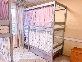 Хостел Невский Калининград Кровать в мужской 4х местной комнате с электронным замком-2