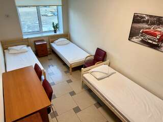 Хостел Невский Калининград Кровать в общем номере для мужчин с 4 кроватями-6