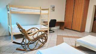 Хостел Невский Калининград Кровать в общем номере для мужчин с 4 кроватями-7