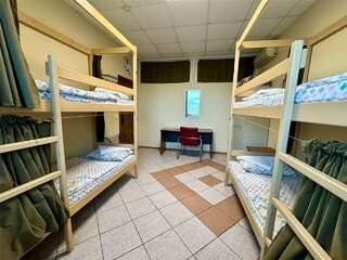 Хостел Невский Калининград Кровать в общем номере для мужчин с 4 кроватями-2